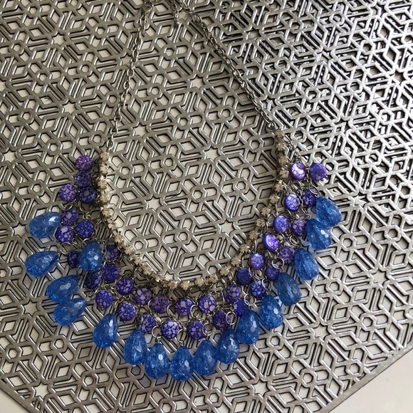 Jewelry - Beautiful blue necklace!